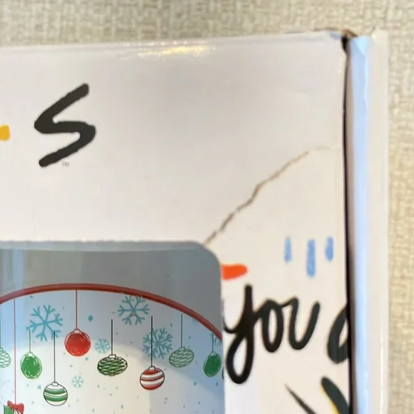 FRIENDS glass and ice cube gift pack. - Picture 3 of 8